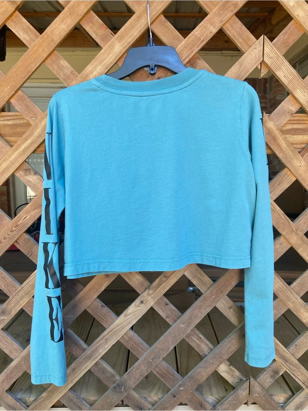 Nike Teal (blue / green) Long Sleeve Cropped Top Size L